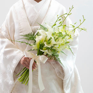 ホワイト&グリーンのクラッチ