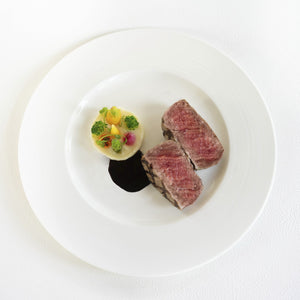 牛フィレ肉ステーキ お野菜を添えて