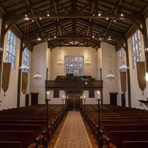 祭壇からの景色※教会内の装飾は季節・イベントごとに異なります。
