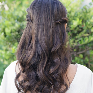 ヘアメイクアーティスト:Rie