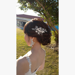 ヘアメイクアーティスト:Yuca