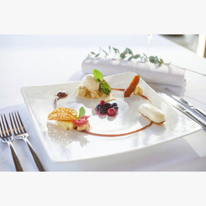 黒糖キャラメルアップルとヨーグルトケーキ クリームブリュレ アイスクリーム ブランデースナップ