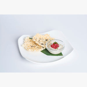 カハラホテルシグニチャーのアヒディップ ライスクラッカー添え