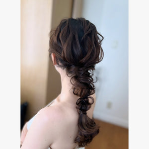 ヘアメイクアーティスト:Seina