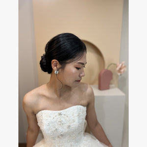 ヘアメイクアーティスト:Seina