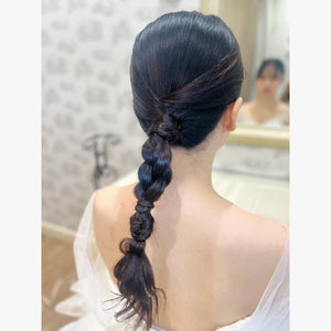 ヘアメイクアーティスト:Yui
