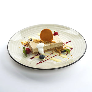 エスプレッソのセミフレッド アングレーズソースとラズベリーソース