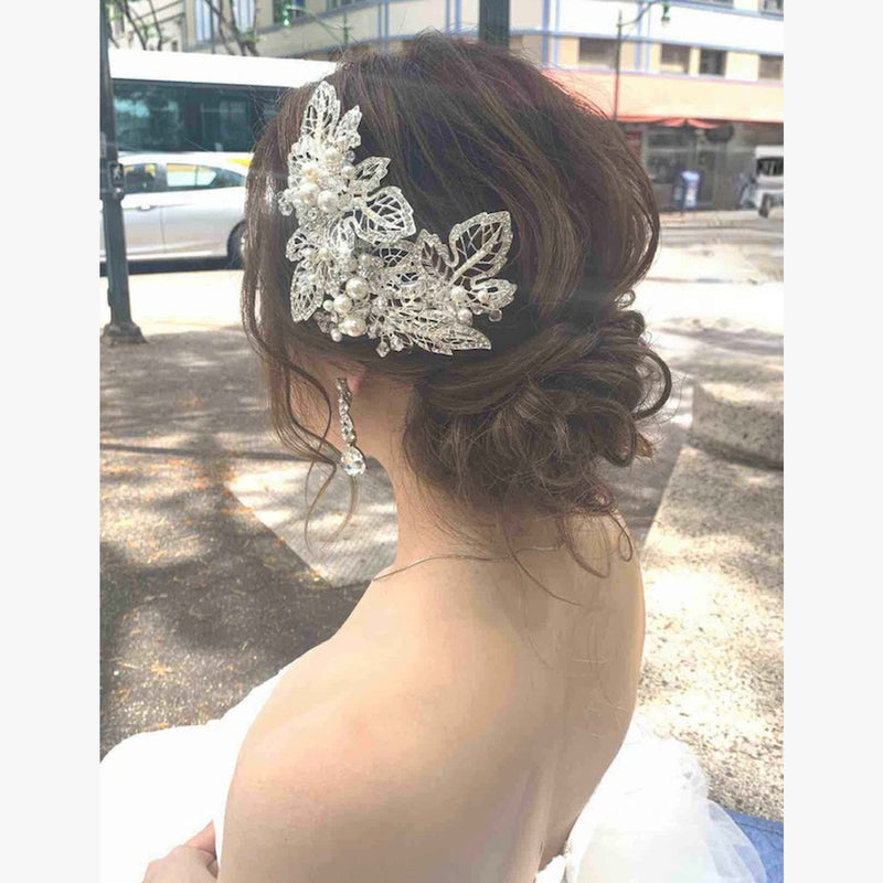 ヘアメイクアーティスト：Saori