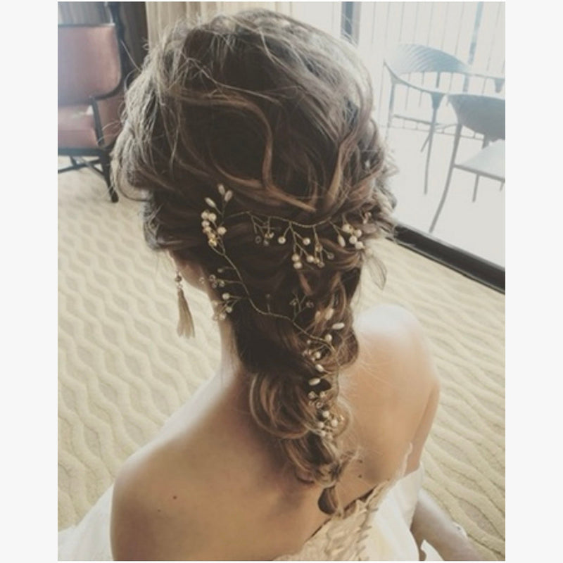 ヘアメイクアーティスト：Junko