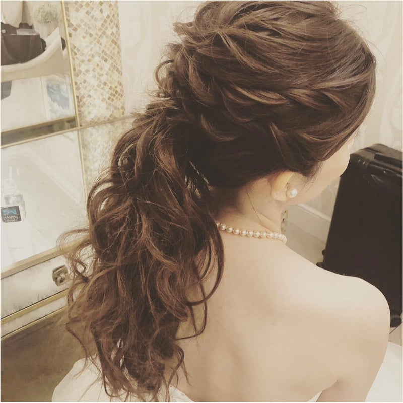 ヘアメイクアーティスト：Junko