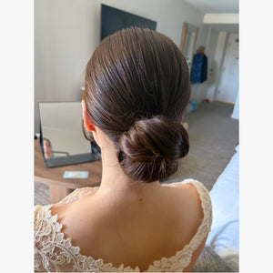 ヘアメイクアーティスト：Junko