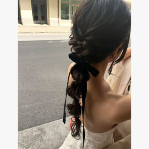 ヘアメイクアーティスト：Junko
