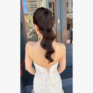 ヘアメイクアーティスト：Naoko
