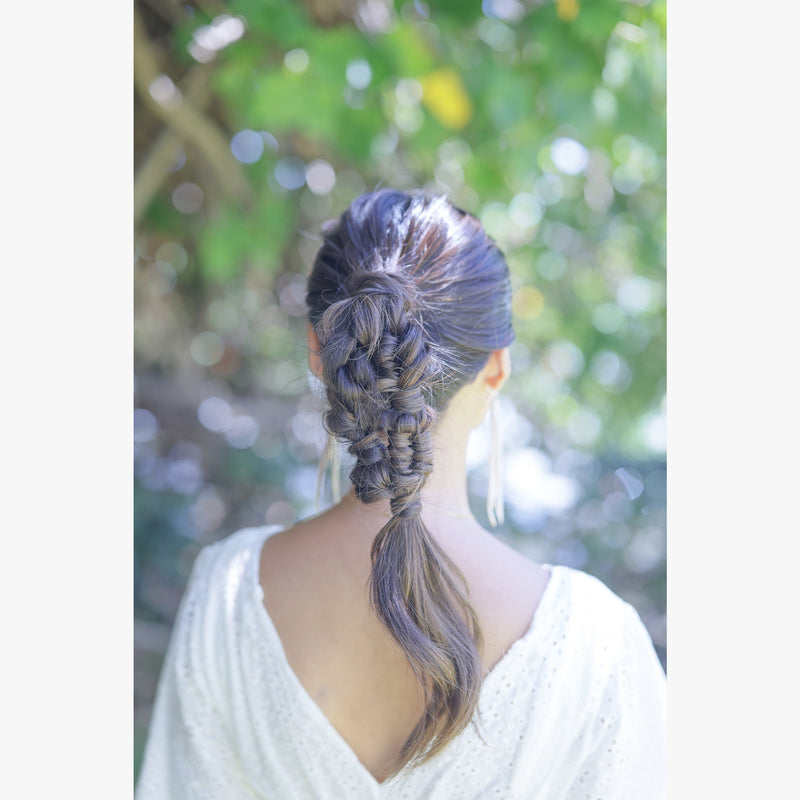 ヘアメイクアーティスト：Rie