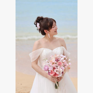 ヘアメイクアーティスト：Saori