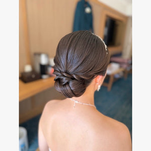 ヘアメイクアーティスト：Saori