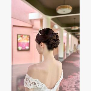 ヘアメイクアーティスト：Saori