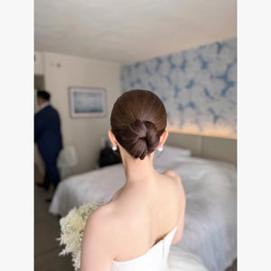 ヘアメイクアーティスト：Saori