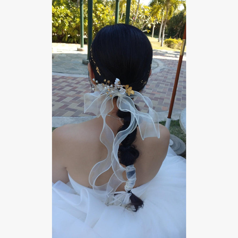 ヘアメイクアーティスト：Yuca