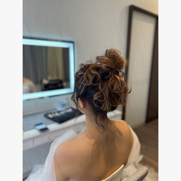 ヘアメイクアーティスト：Airi