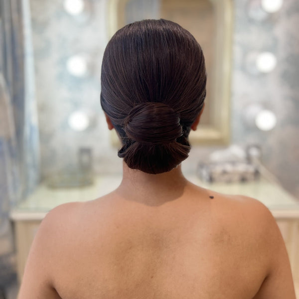 ヘアメイクアーティスト：Airi
