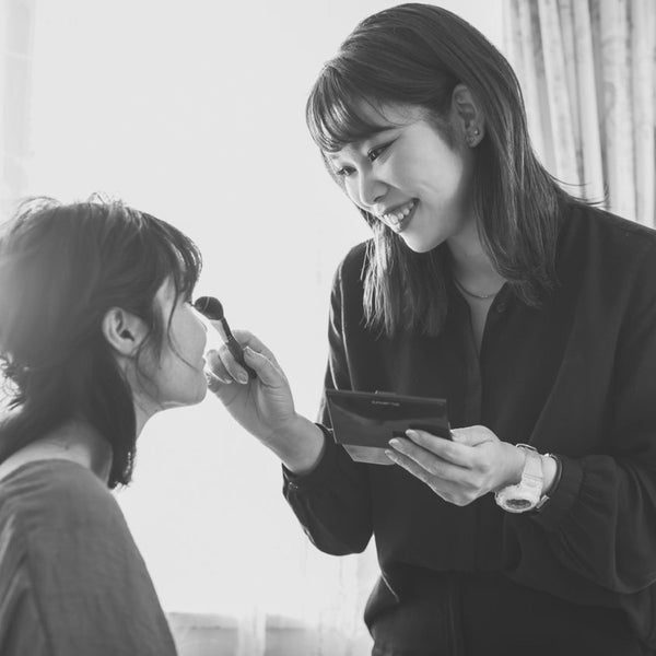ヘアメイクアーティスト：Suzuru