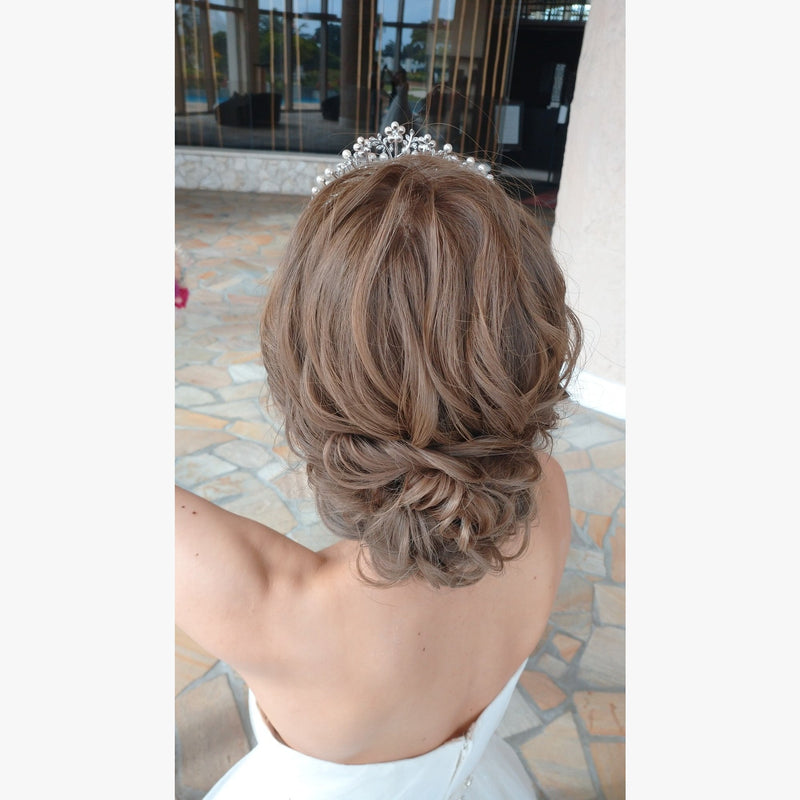 ヘアメイクアーティスト：Yuca