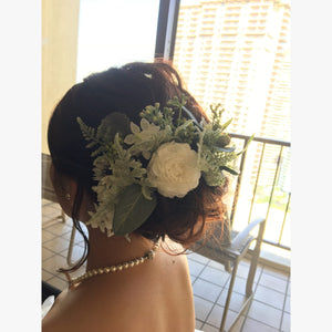 ヘアメイクアーティスト：Ayako