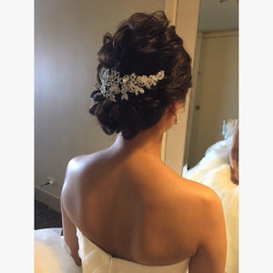 ヘアメイクアーティスト：Ayako