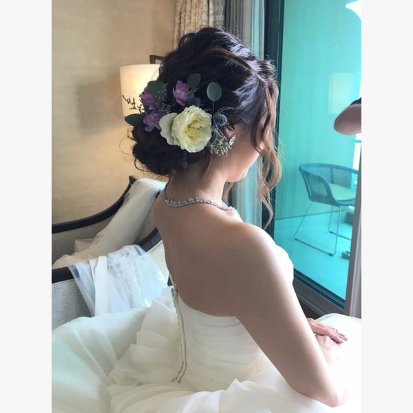 ヘアメイクアーティスト：Ayako