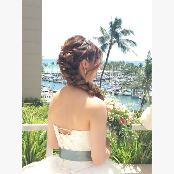 ヘアメイクアーティスト：Ayako