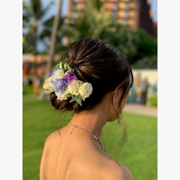 ヘアメイクアーティスト：Ayako