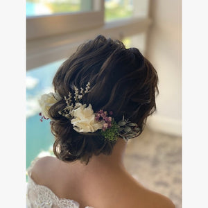 ヘアメイクアーティスト：Ayako