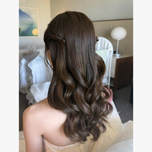 ヘアメイクアーティスト：Ayako