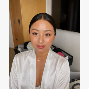 ヘアメイクアーティスト：Ayako