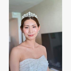 ヘアメイクアーティスト：Ayako