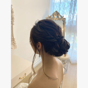 ヘアメイクアーティスト：Saori