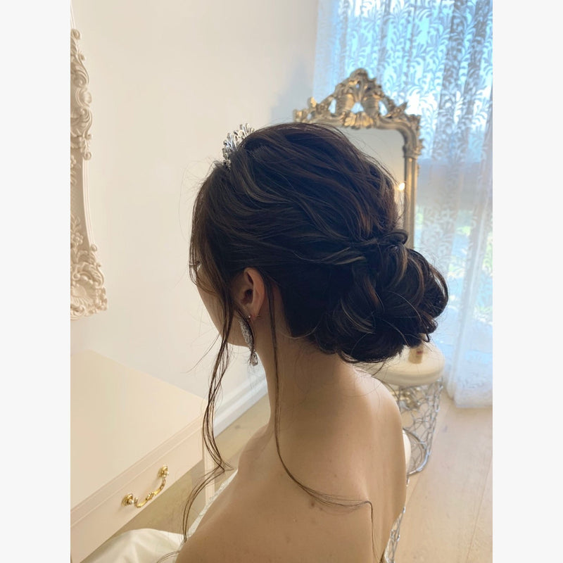ヘアメイクアーティスト：Saori