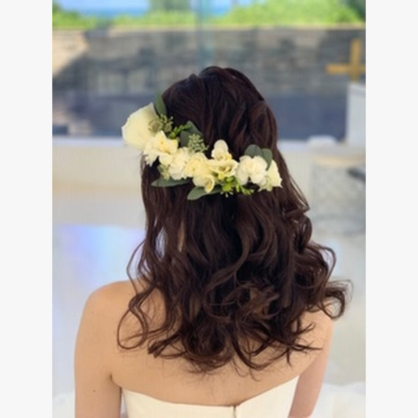 ヘアメイクアーティスト：Saori