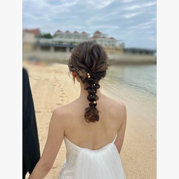 ヘアメイクアーティスト：Natsumi