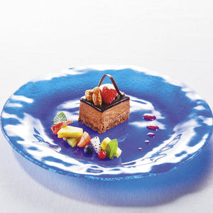 南大東島ラム酒風味のムース・ド・ショコラ　ハイビスカスのソース