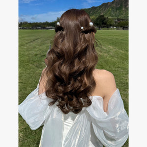 ヘアメイクアーティスト：Rie
