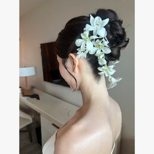 ヘアメイクアーティスト：Rie