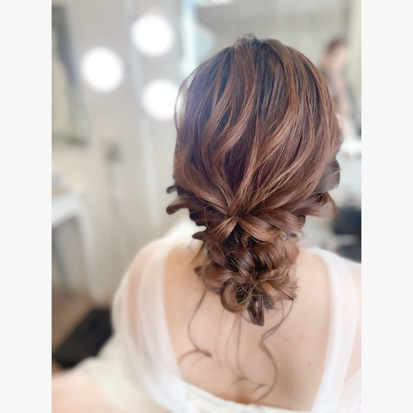 ヘアメイクアーティスト：Suzu