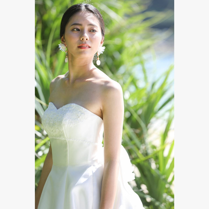 ヘアメイクアーティスト：Suzuru