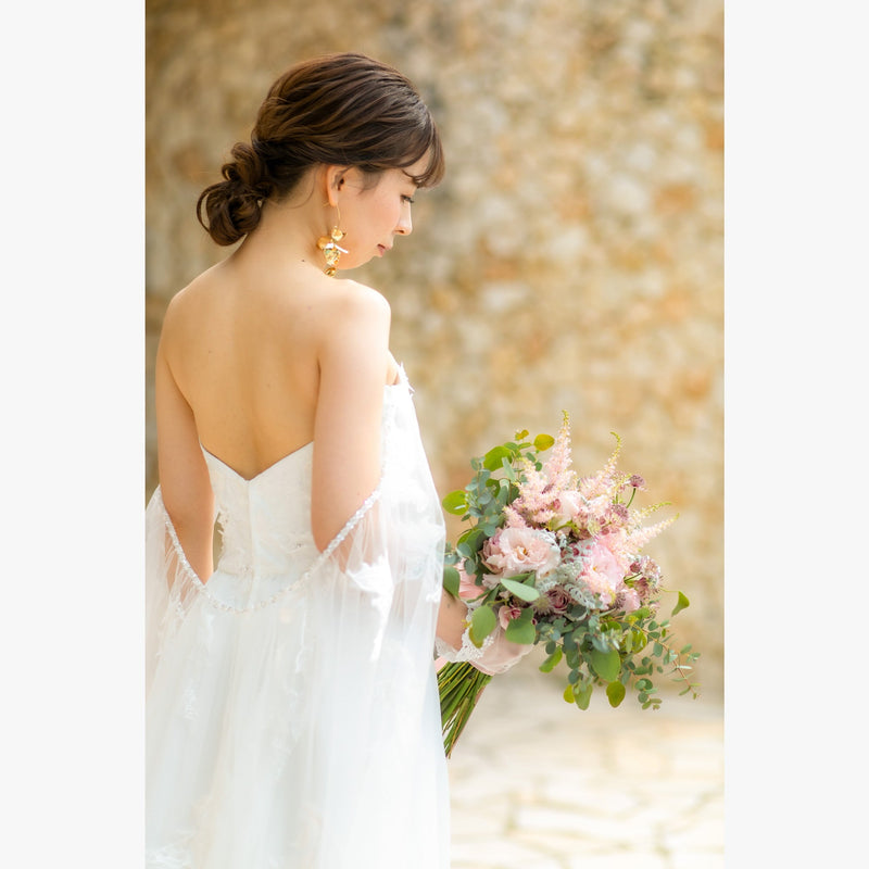 ヘアメイクアーティスト：Suzuru