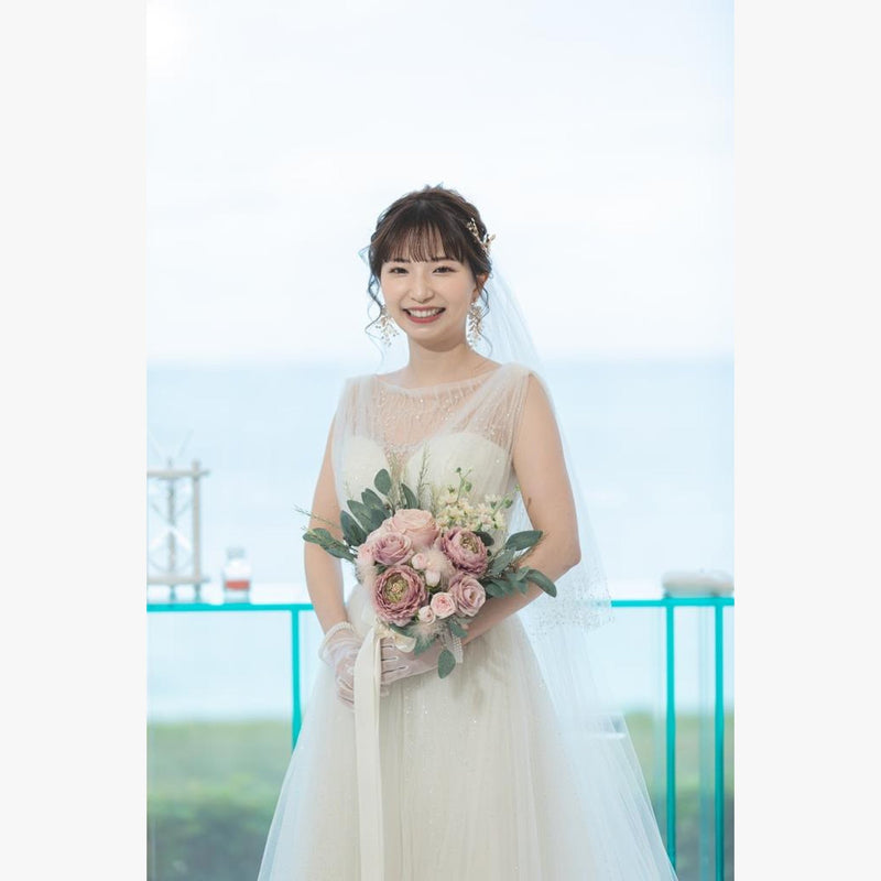ヘアメイクアーティスト：Suzuru