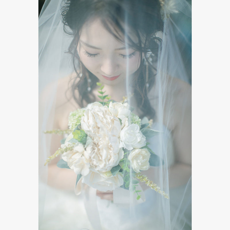 ヘアメイクアーティスト：Suzuru