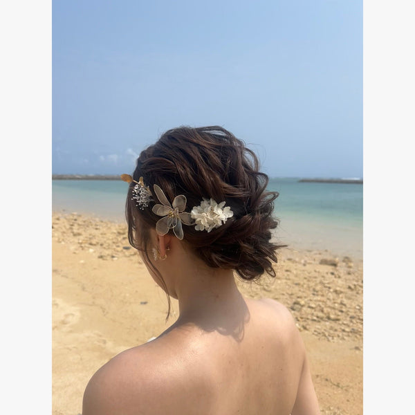ヘアメイクアーティスト：Yui